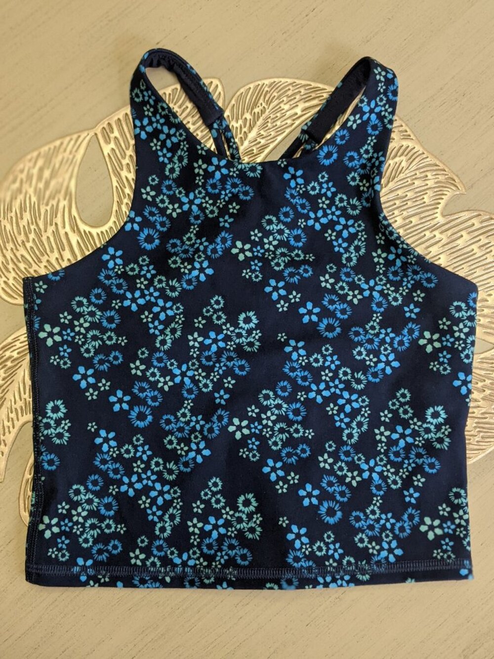 3 Girls Strappy Crop Tank Top - All In Motion Size M (8)